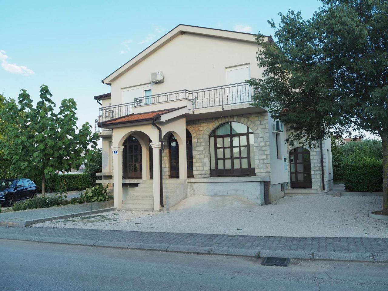 Apartment Ivan-Experience 3 Bedrooms Ljubuški Zewnętrze zdjęcie